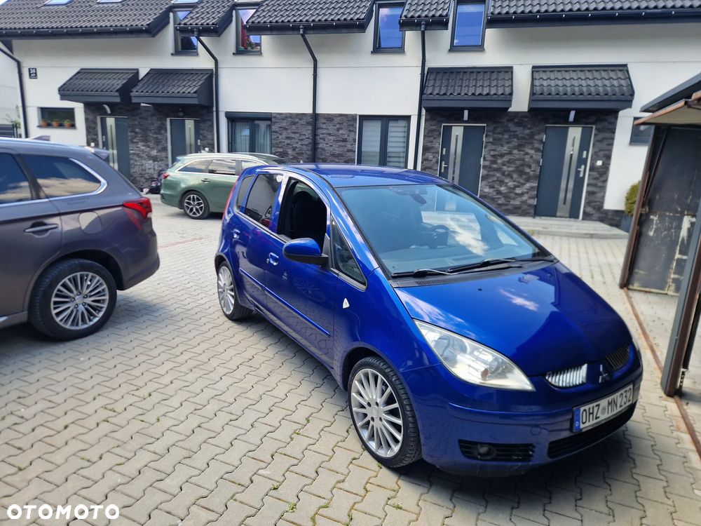 Mitsubishi Colt - 9