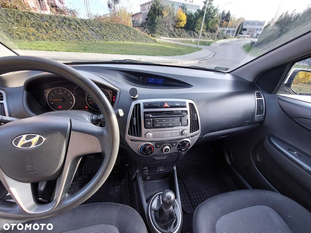 Hyundai i20 - 8