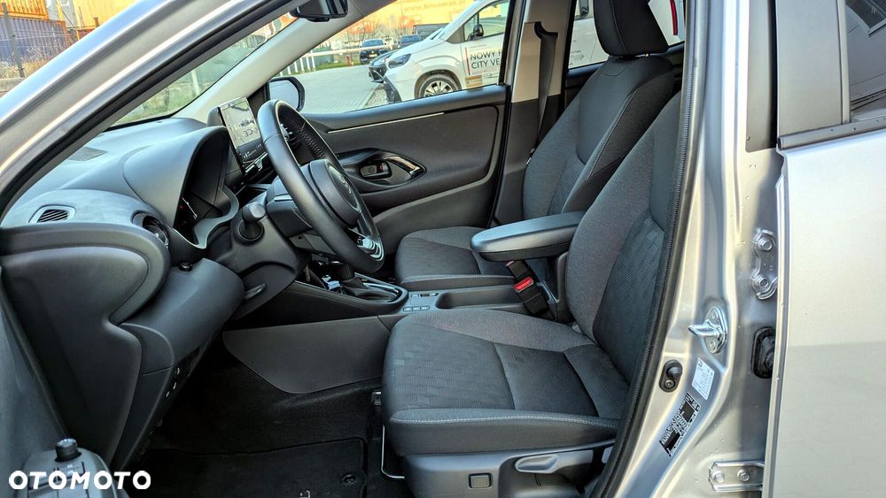Toyota Yaris Hybrid 1.5 Style - 8