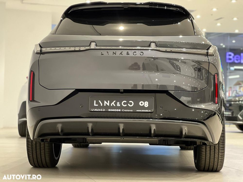 Lynk&Co 08 - 17