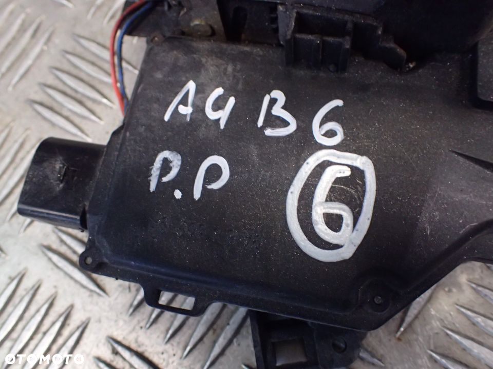 ZAMEK DRZWI PRAWY PRZÓD AUDI A4 B6 RADOM - 2