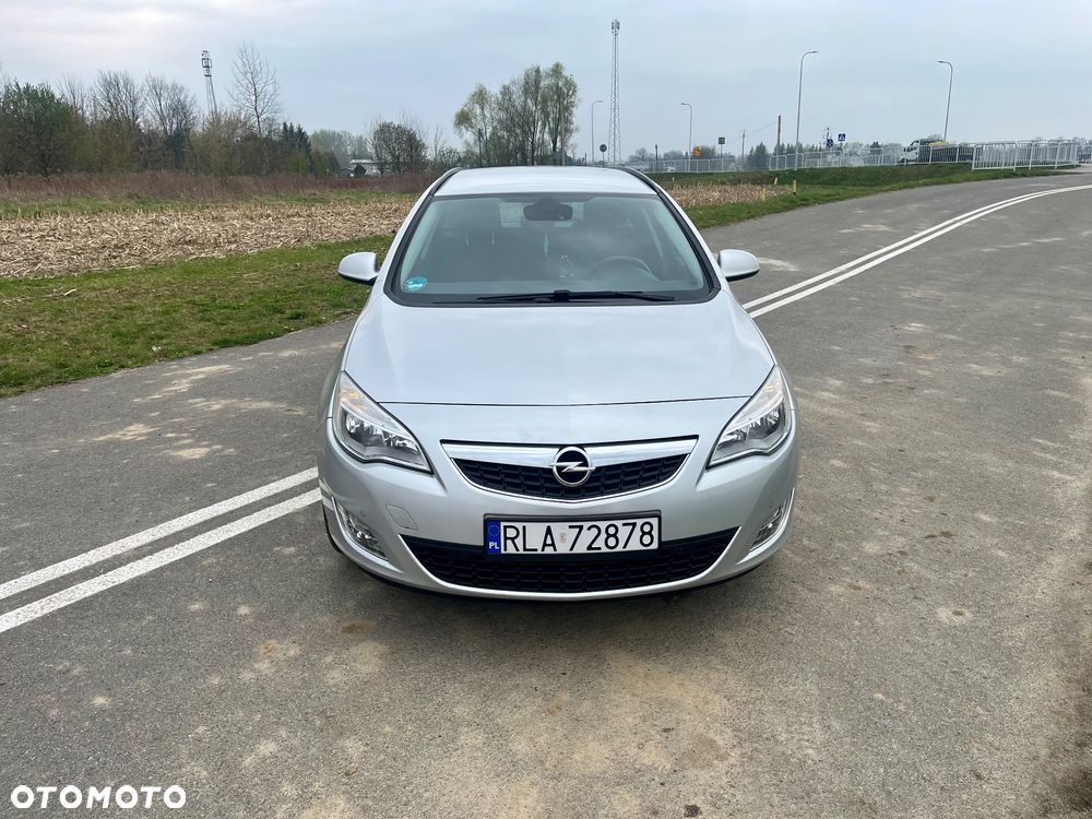 Opel Astra 1.4 Turbo Automatik 150 Jahre - 5