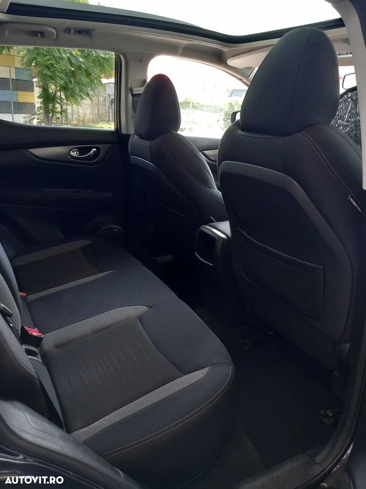 Nissan Qashqai 1.5 DCI N-Connecta - 15