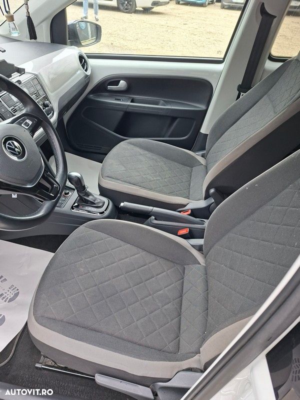 Volkswagen up! - 10
