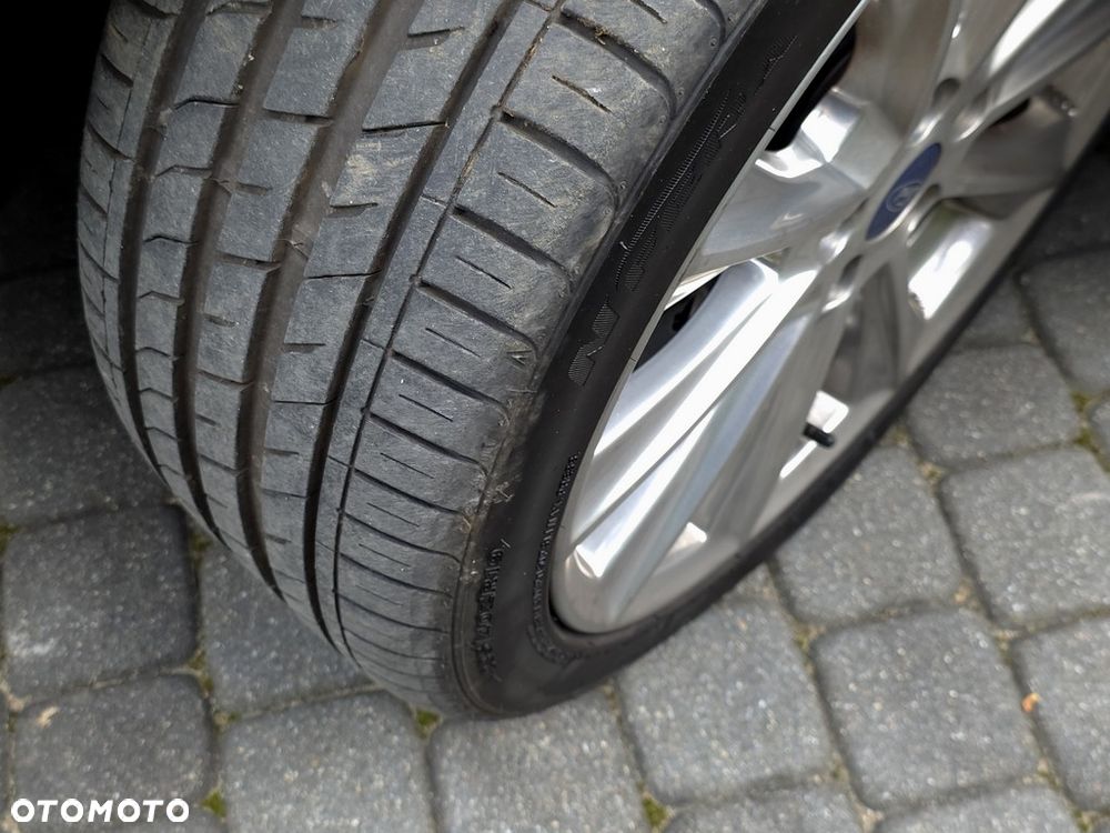 Ford Mondeo - 29