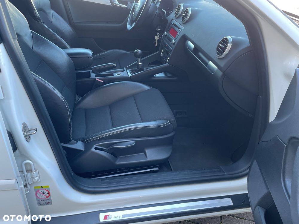 Audi A3 Sportback - 23