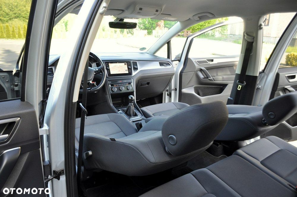 Volkswagen Golf Sportsvan - 27