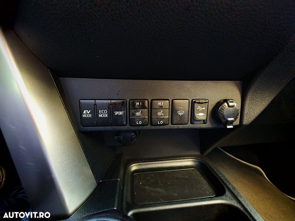 Toyota RAV4 - 27