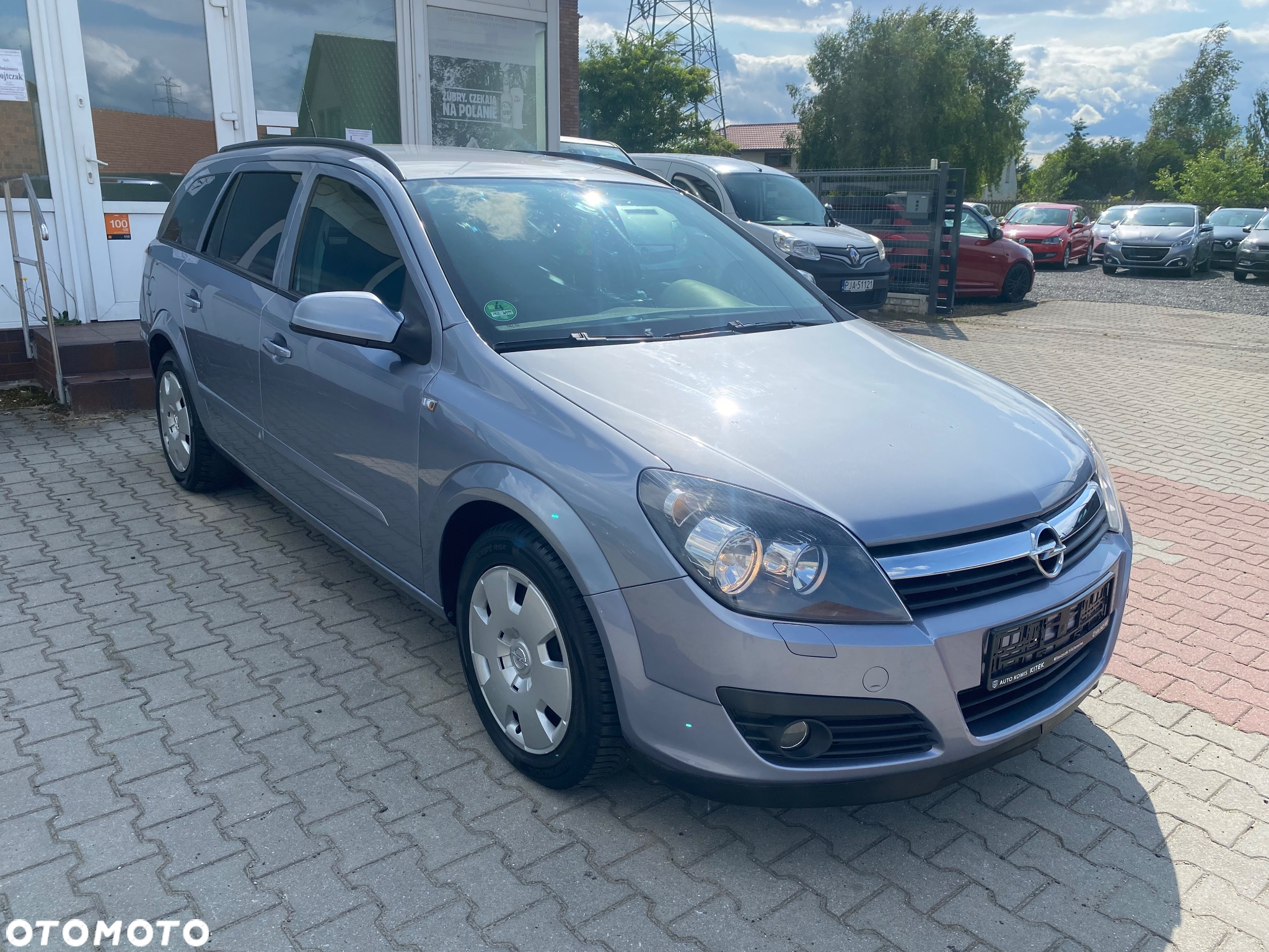 Opel Astra 1.6 Caravan - 16
