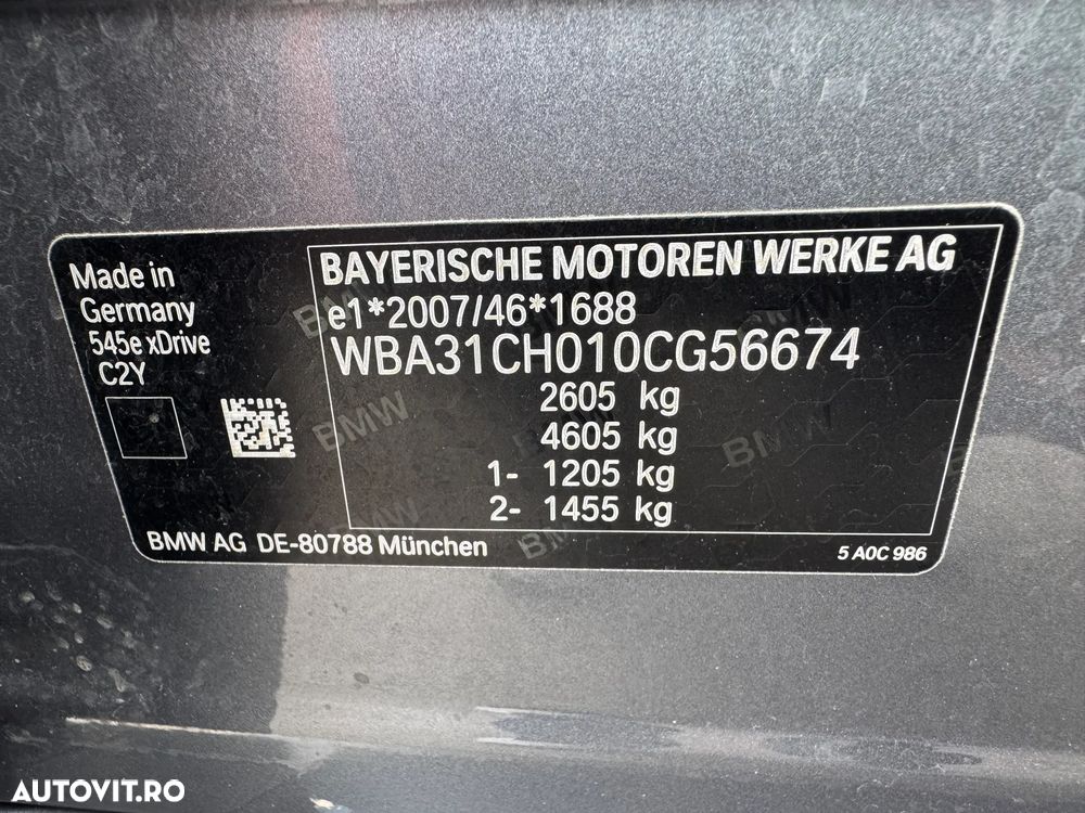 BMW Seria 5 545e xDrive Aut. M Sport Edition - 37