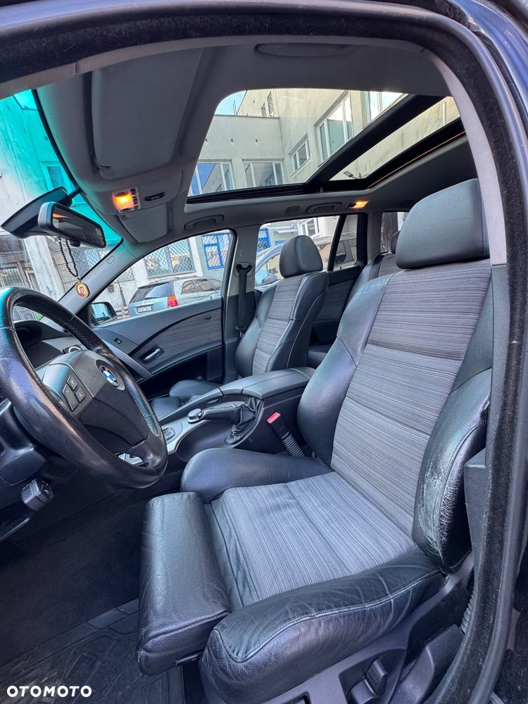 BMW Seria 5 525d - 18