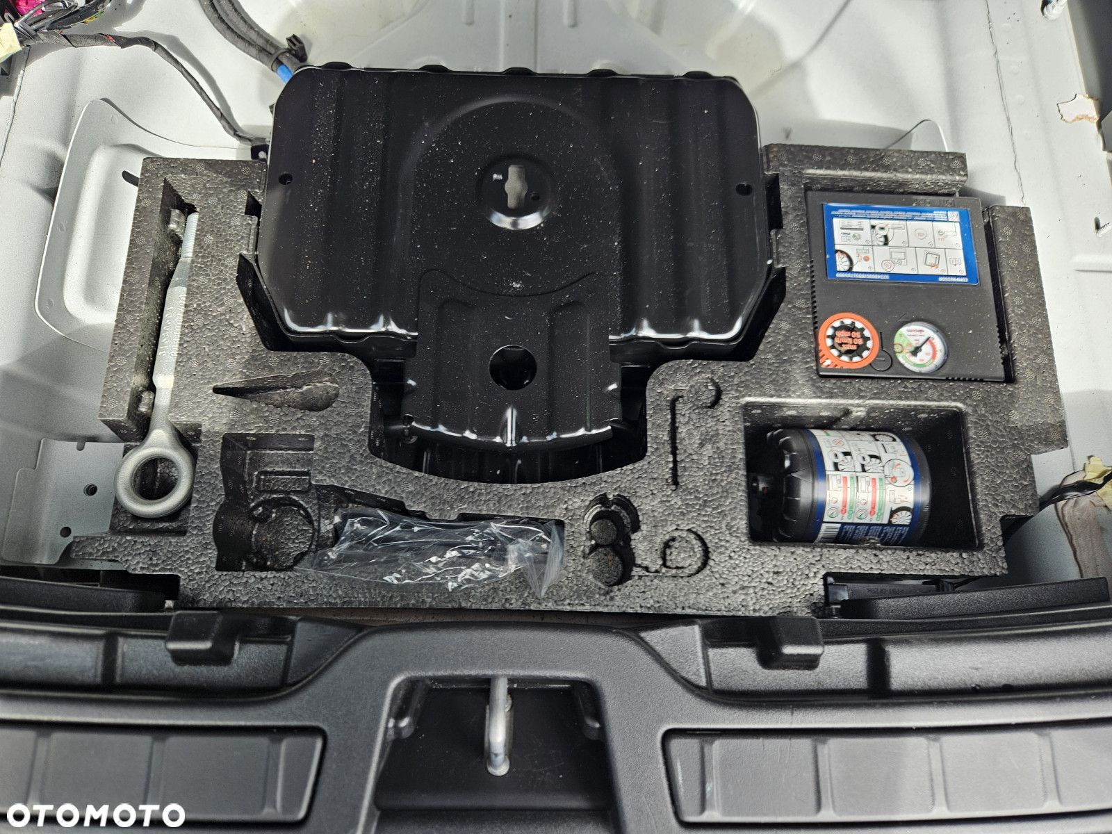 Volvo XC 40 - 30