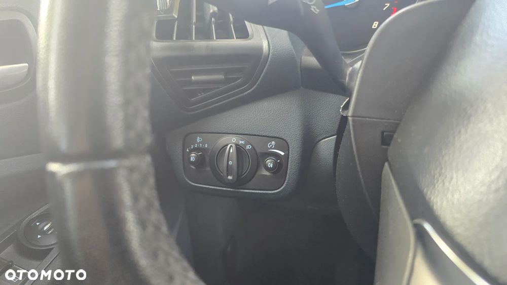 Ford C-MAX 1.0 EcoBoost Start-Stopp-System Champions Edition - 38