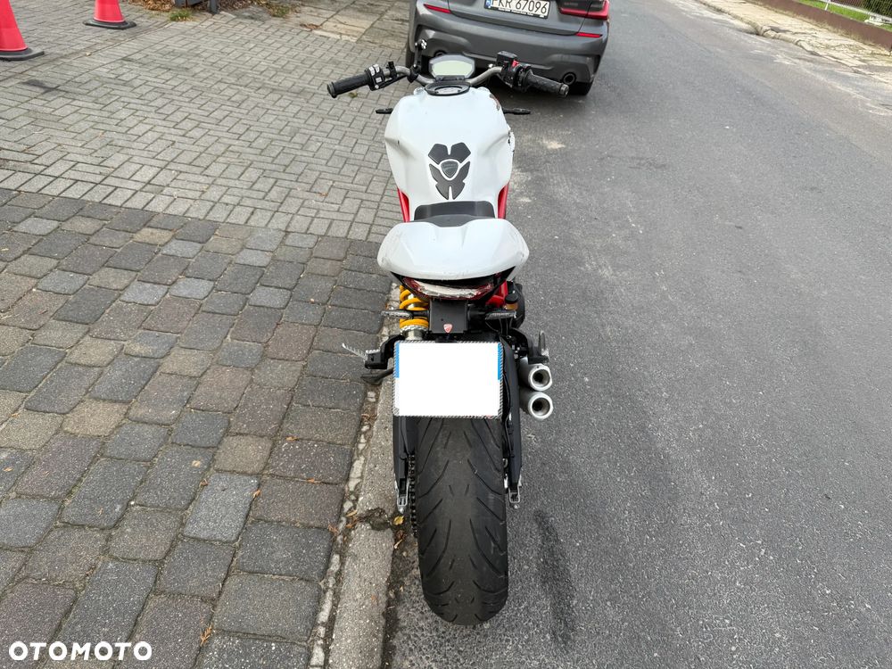 Ducati Monster - 5