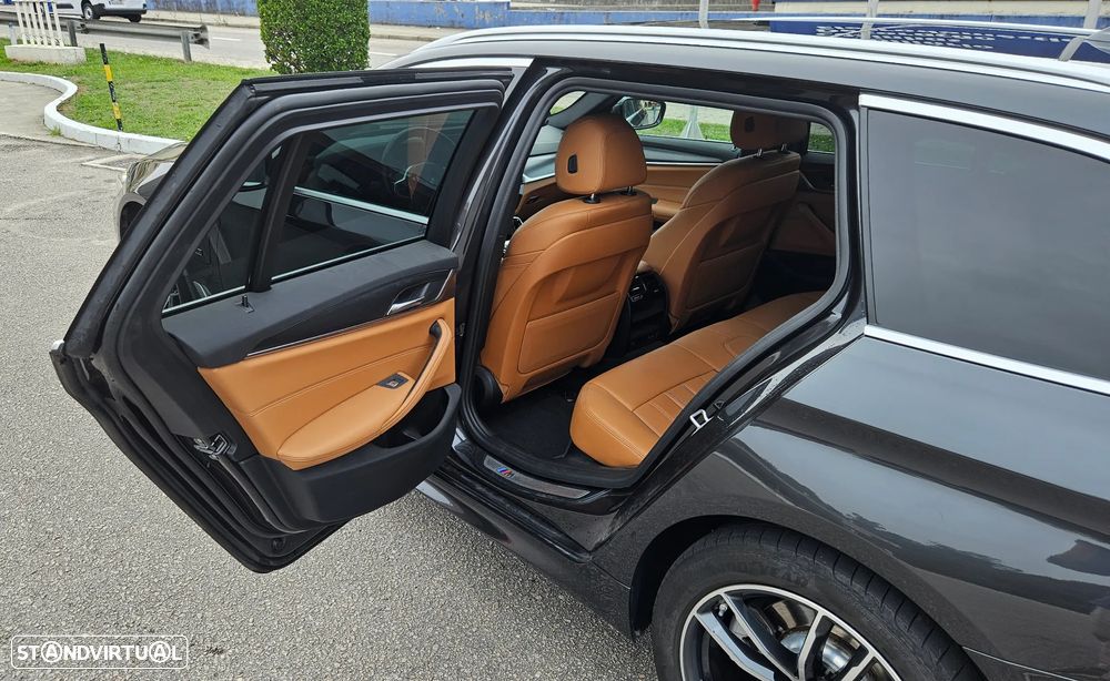 BMW 530 e Pack Desportivo M - 7