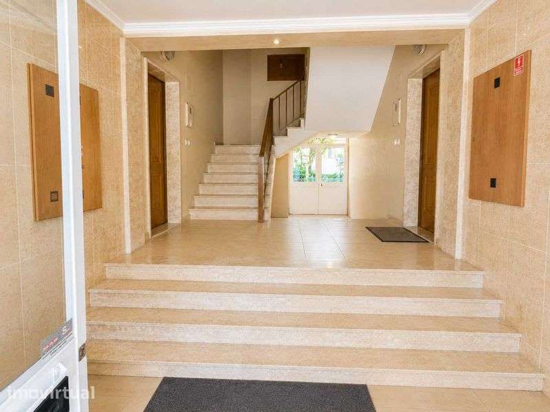 Apartamento T2 no Quinta do Conde - Grande imagem: 5/12