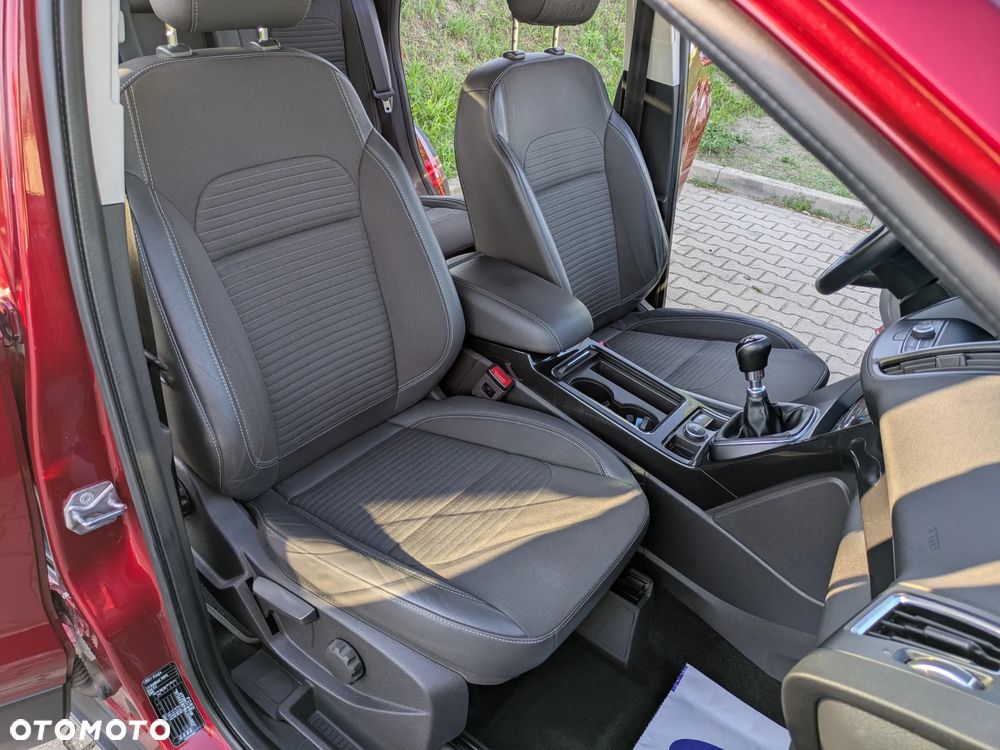 Ford Kuga 1.5 EcoBoost 2x4 Titanium - 26