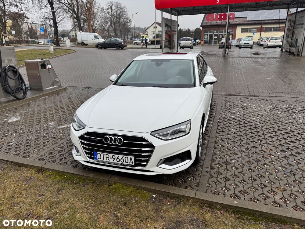 Audi A4 Limousine - 11
