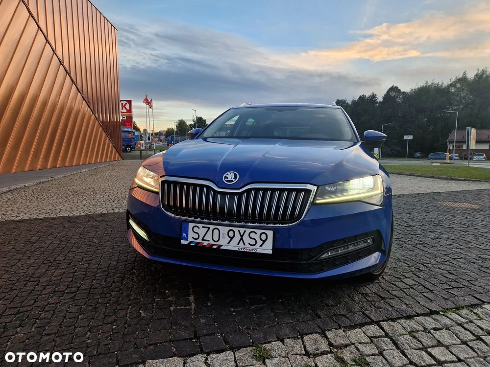 Skoda Superb 2.0 TDI Ambition DSG7 - 13