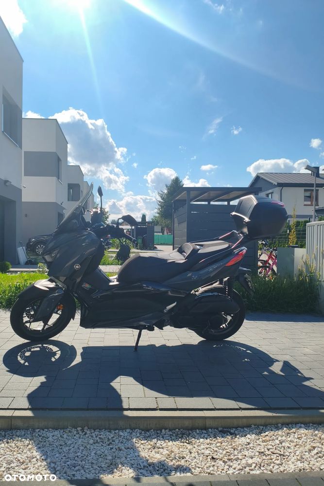 Yamaha X-max - 4