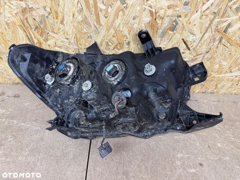 LAMPA LEWA SOCZEWKA LED TOYTOA TACOMA - 8