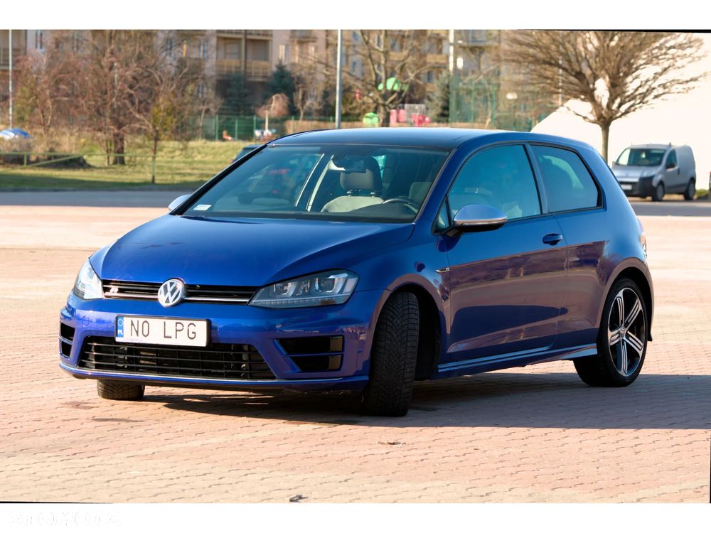 Volkswagen Golf - 3