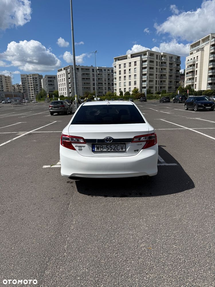 Toyota Camry 2.4 Hybrid - 5