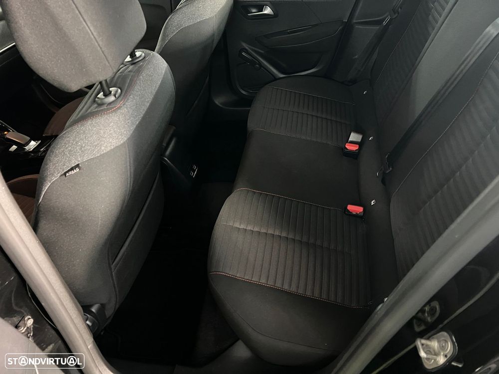 Peugeot e-208 50 kWh Active Pack - 20