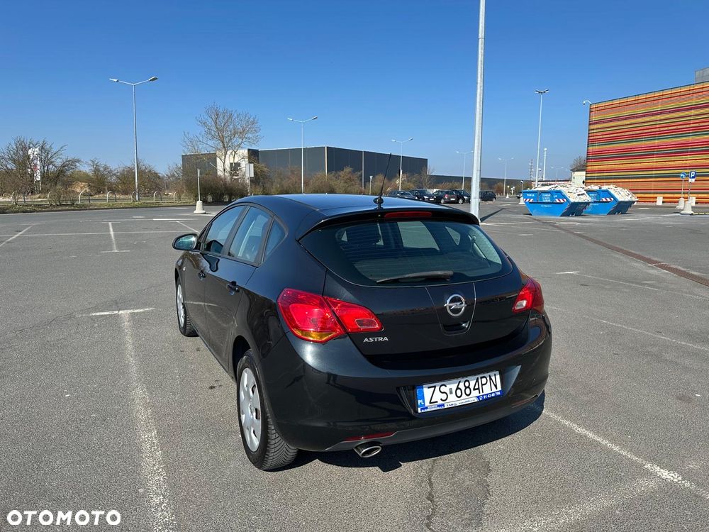Opel Astra - 3