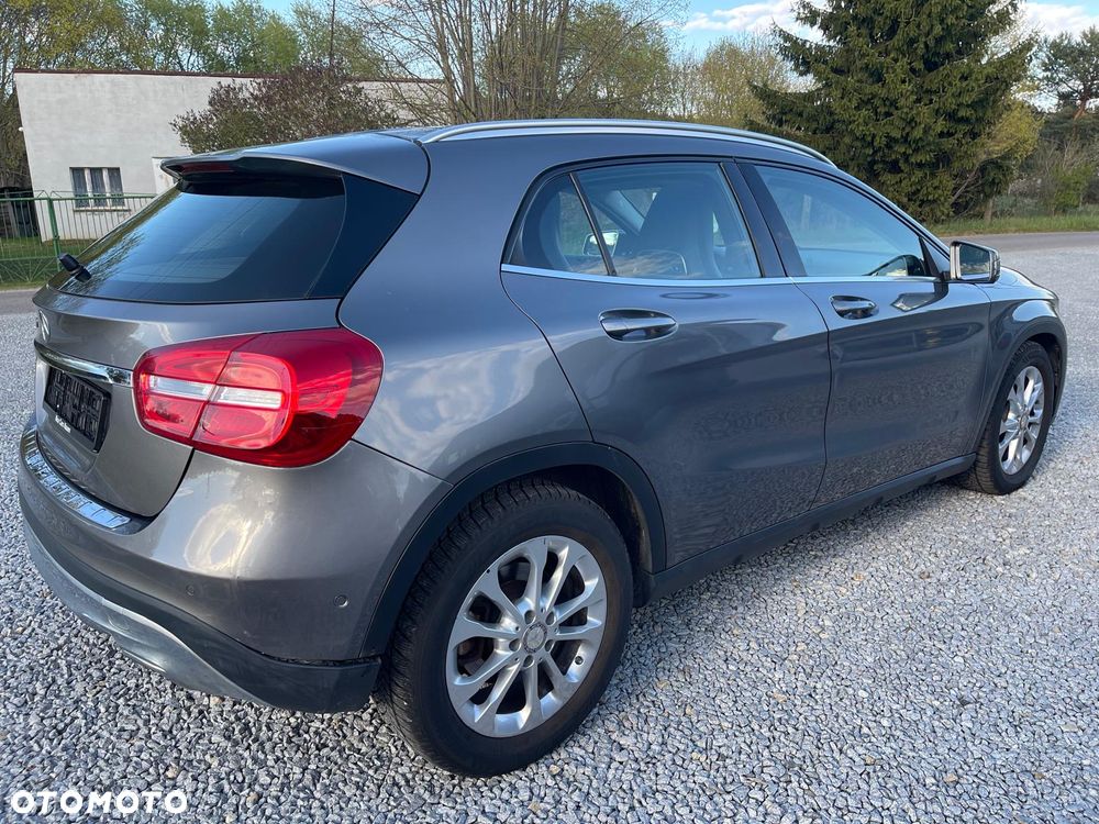 Mercedes-Benz GLA 250 7G-DCT Edition 1 - 3