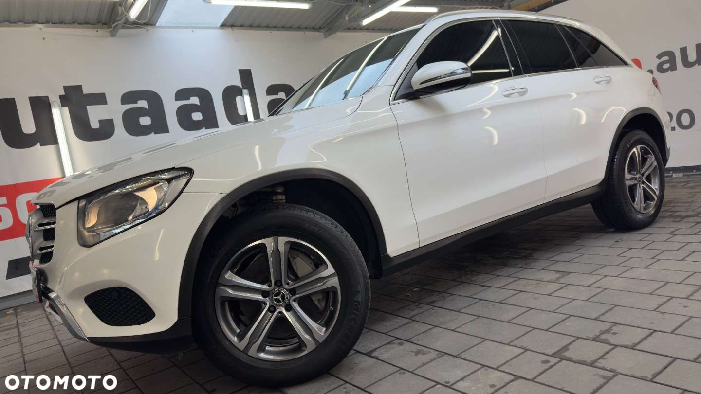 Mercedes-Benz GLC - 11