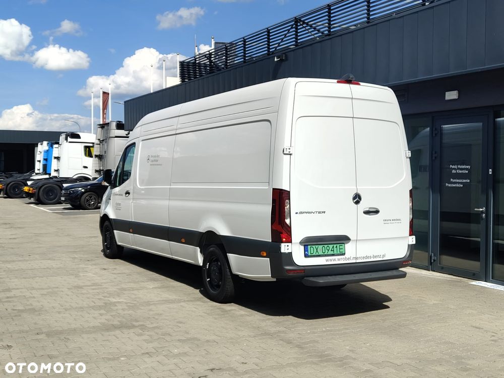Mercedes-Benz eSprinter - 6