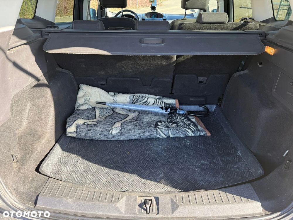 Ford Kuga 2.0 TDCi 4x4 Trend - 13