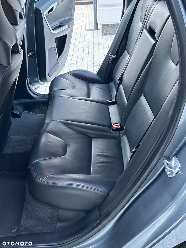 Volvo XC 60 - 13