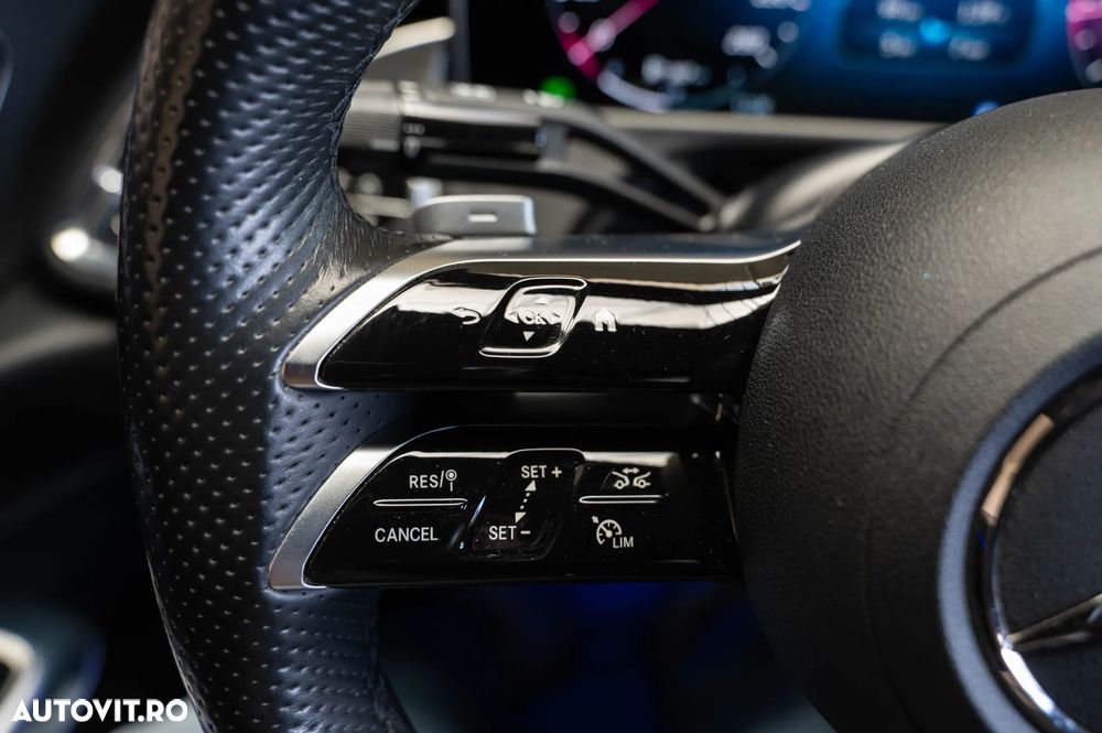 Mercedes-Benz E 200 9G-TRONIC Edition AMG Line - 22