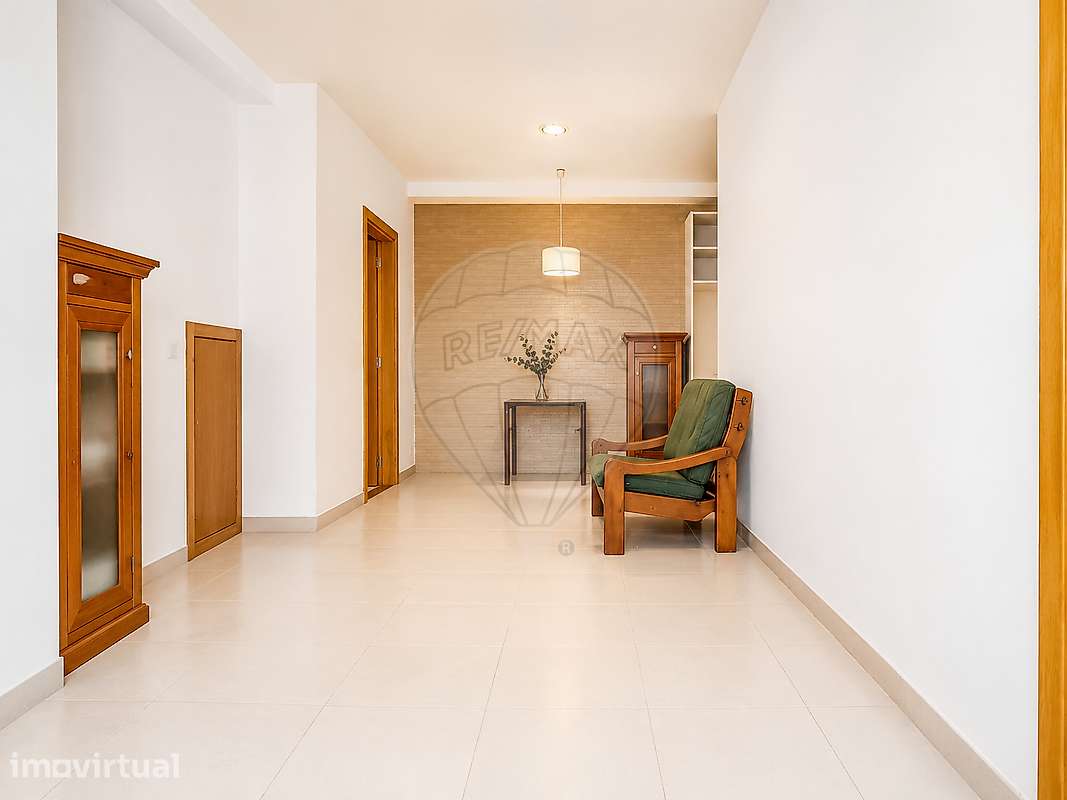 Apartamento T1 para arrendamento - Grande imagem: 2/9