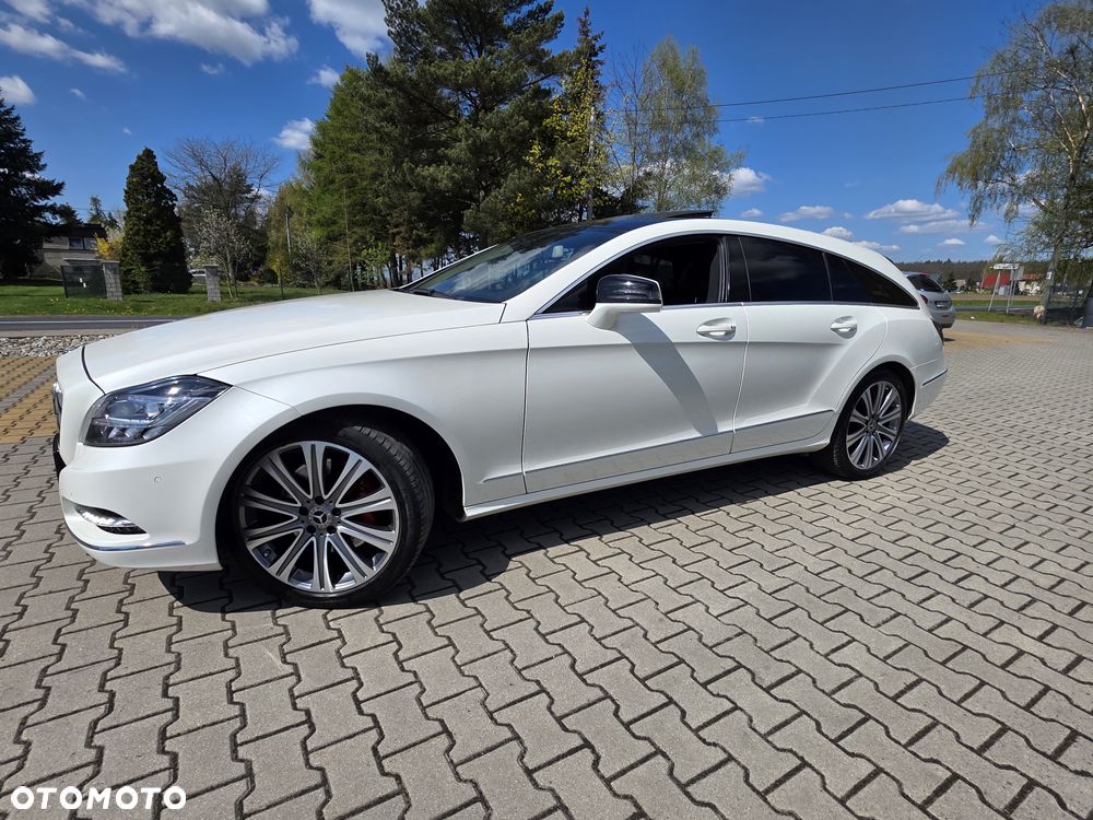 Mercedes-Benz CLS 350 CDI 4Matic DPF B.EFF 7G-TR Edition 1 - 2