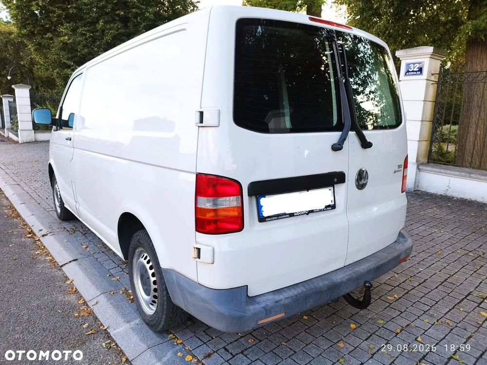 Volkswagen Transporter - 2