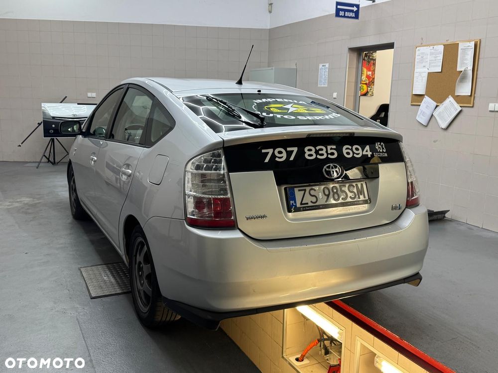 Toyota Prius 1.5 VVT-i Sol (nav) - 5