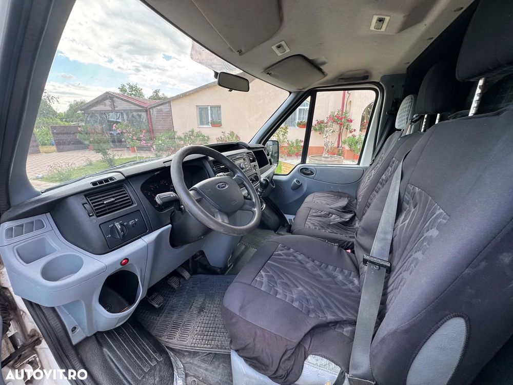 Ford Transit LWB Kombi Ambiente - 9