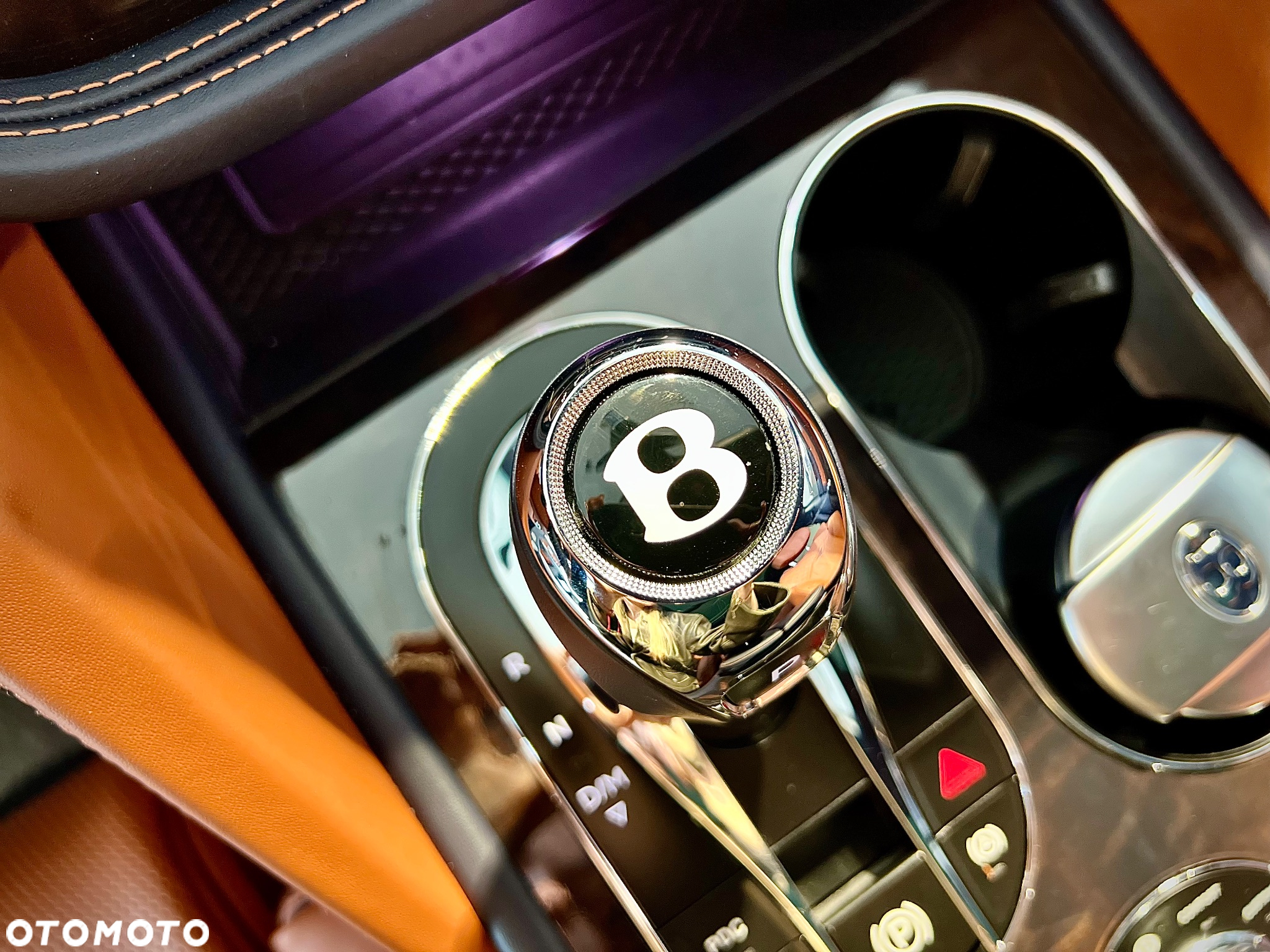Bentley Bentayga - 9