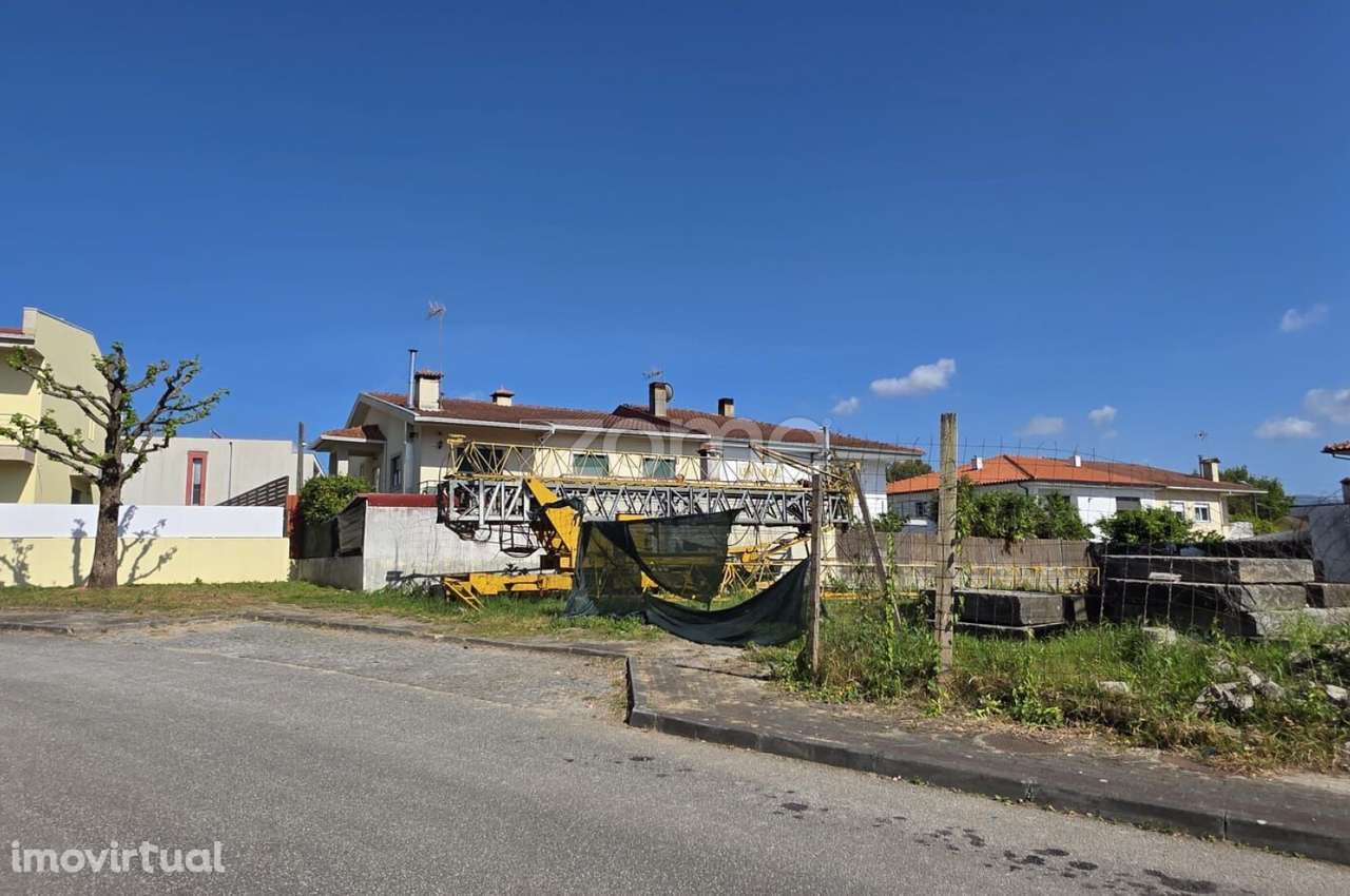 Moradia T3 NOVA em Panóias (Braga) - Grande imagem: 4/6