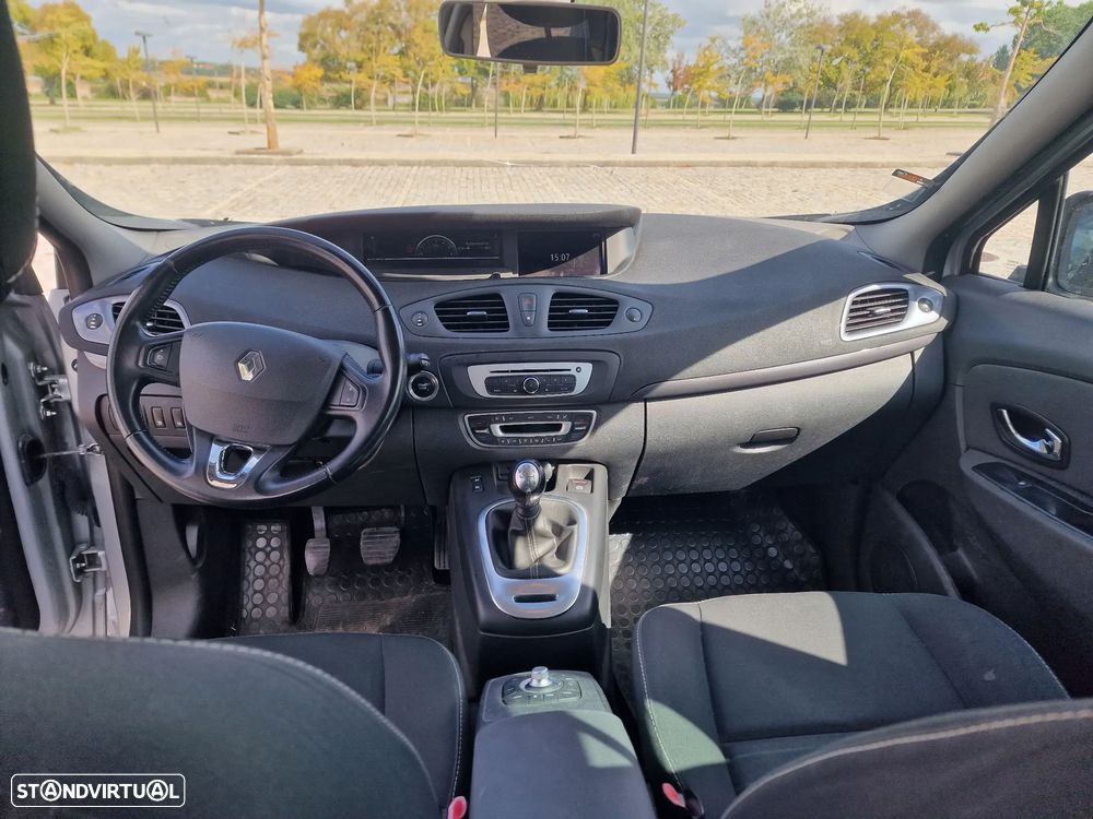 Renault Grand Scénic 1.5 dCi Bose Edition SS - 12