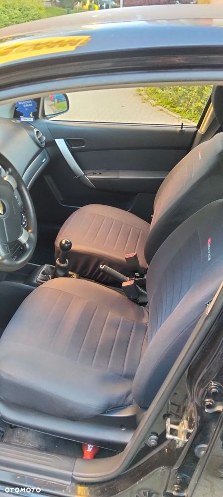 Chevrolet Aveo 1.2 16V Base - 4