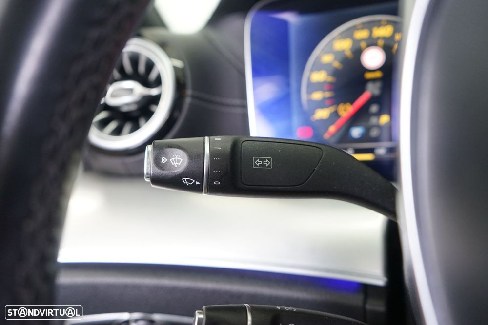 Mercedes-Benz E 220 d AMG Line - 27