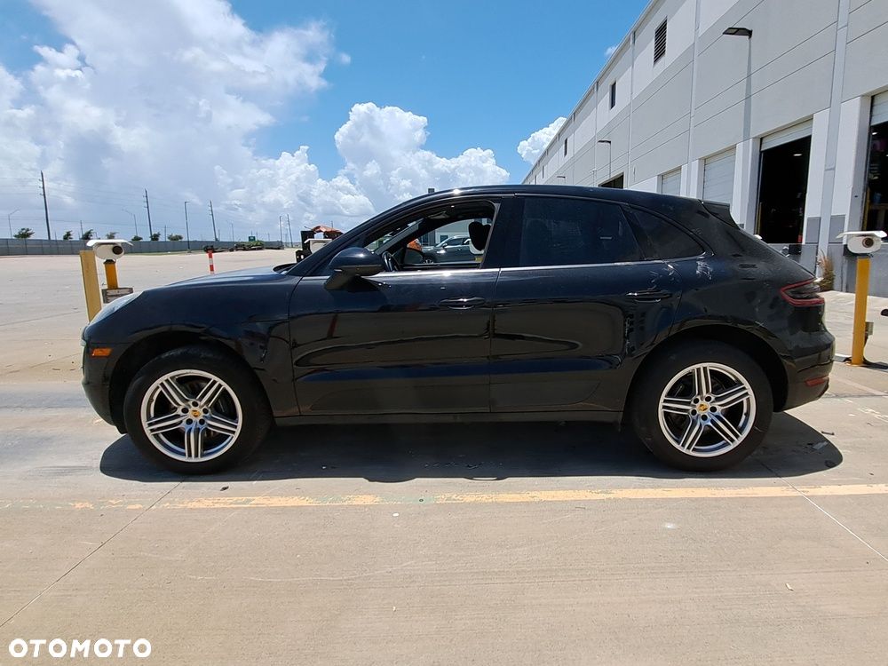 Porsche Macan - 23