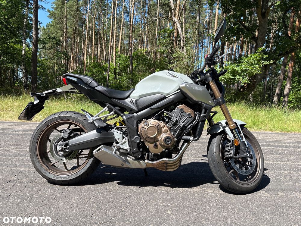 Honda CB - 10