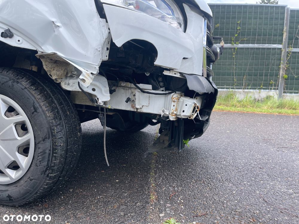 Ford Transit - 18