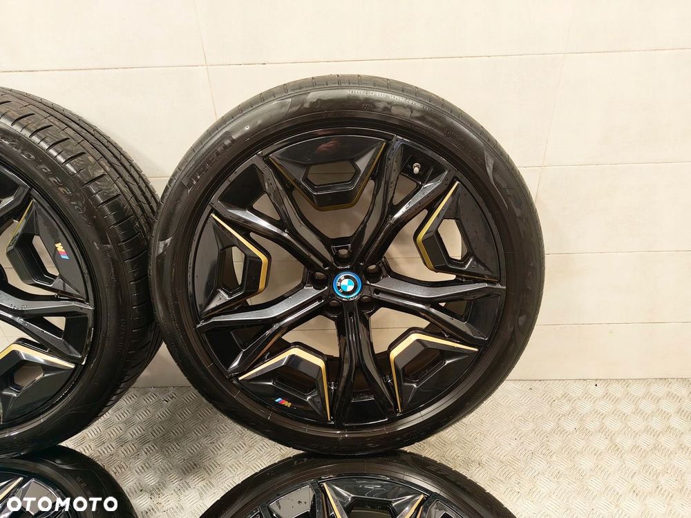 BMW iX i20 KOŁA FELGI 22 CALE OPONY LETNIE PIRELLI 275/40R22 M-PAKIET - 3