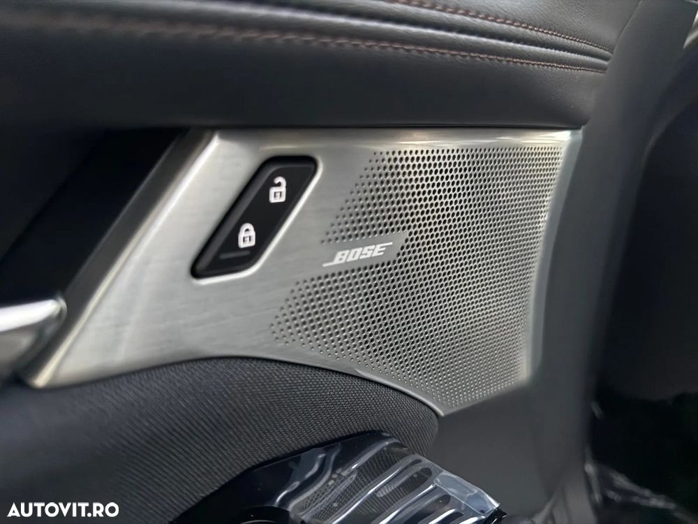 Mazda 3 e-Skyactiv X186 AT MHEV Exclusive-Line - 14